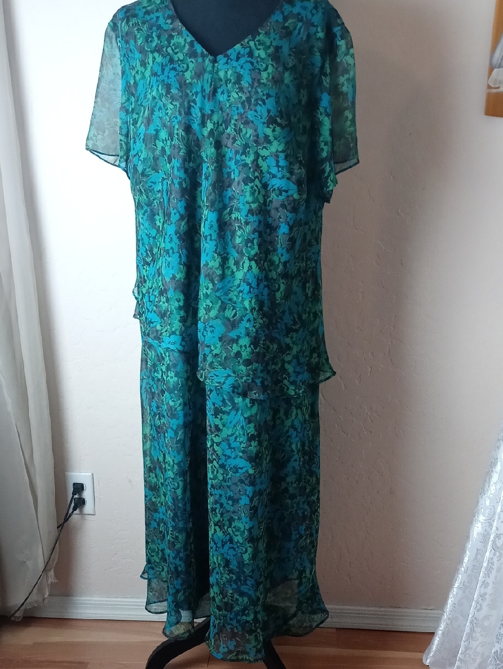 Maggie Barnes Teal Blue Chiffon Dress